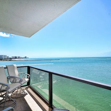 440 West 607N 6th Floor 440 West Condo with Stunning Water View. 23148